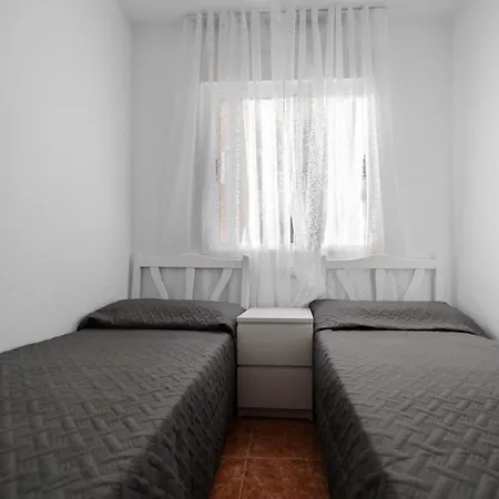 La Paz Id83 Apartman *